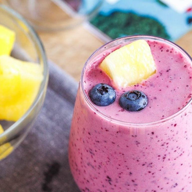 Pineapple Blueberry Smoothie
