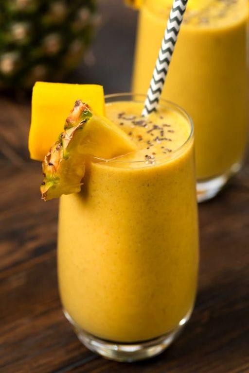 Pineapple Chia Seed Smoothie