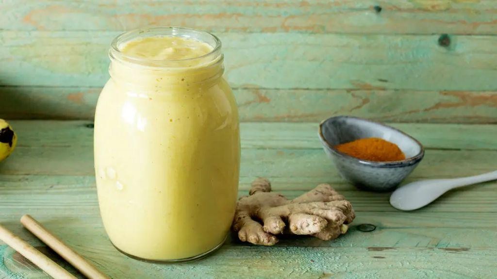 Pineapple Ginger Smoothie