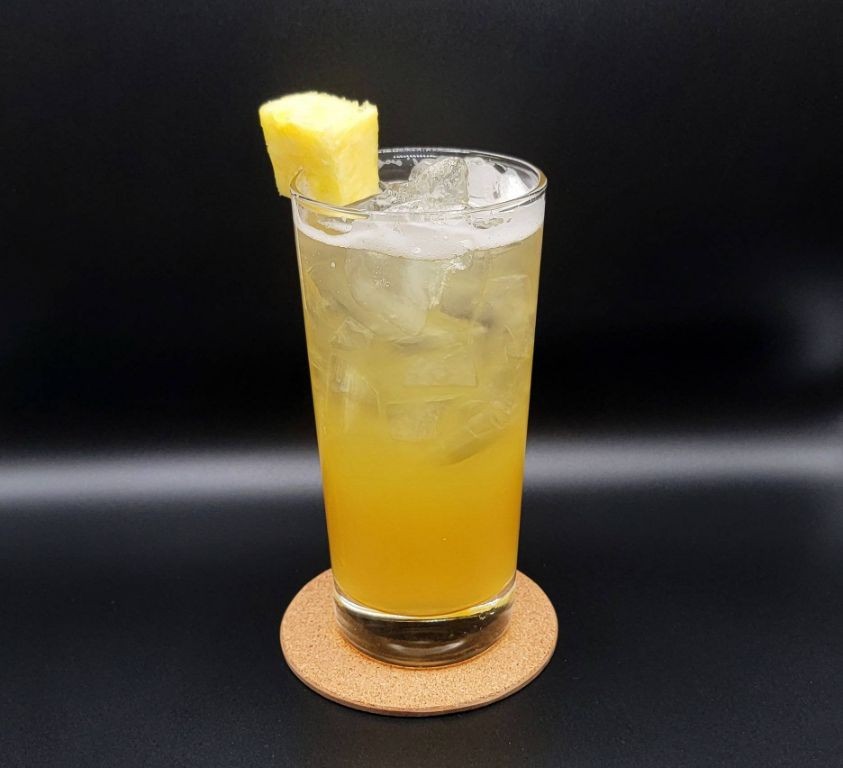 Pineapple Ginger Sparkler