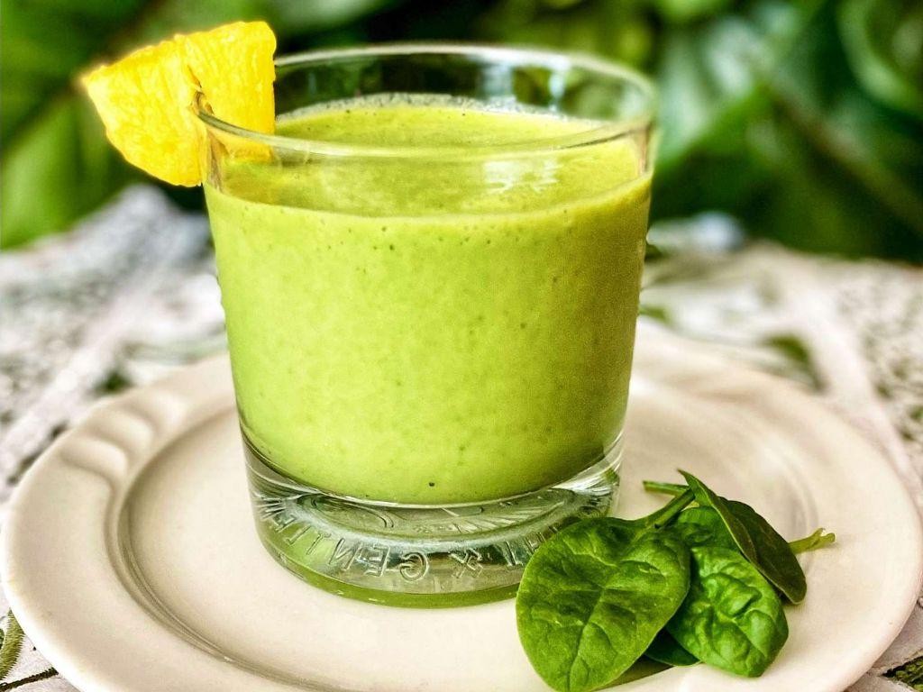 Pineapple Spinach Smoothie