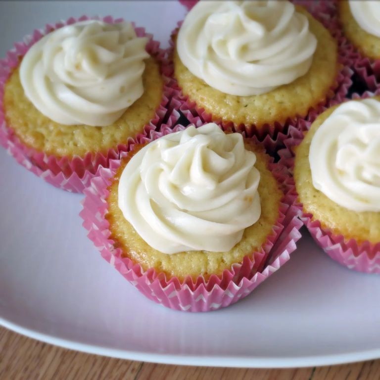 Pink Grapefruit Cupcakes with Cream Cheese Frosting