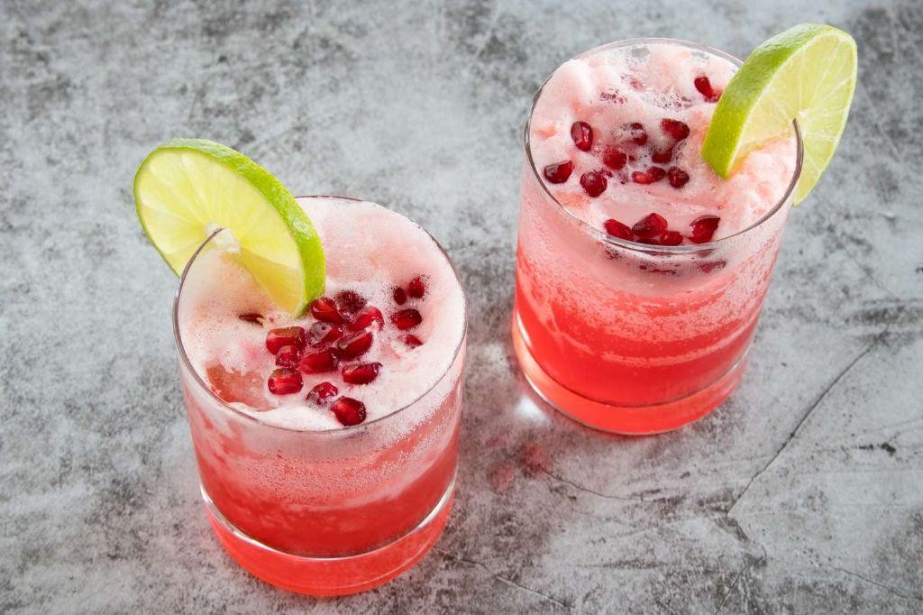 Pomegranate Gin Fizz