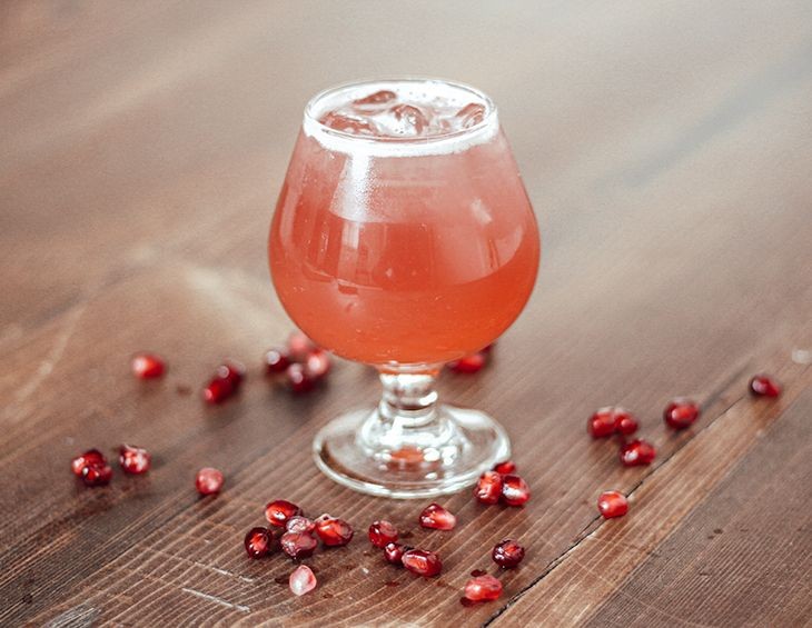 Pomegranate Ginger Spritz