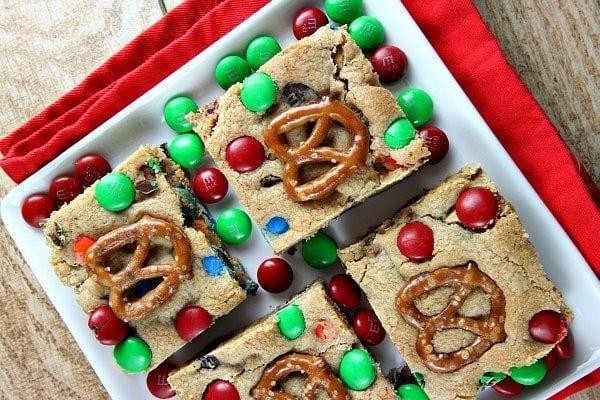 Pretzel M&M’s Candy Blondies