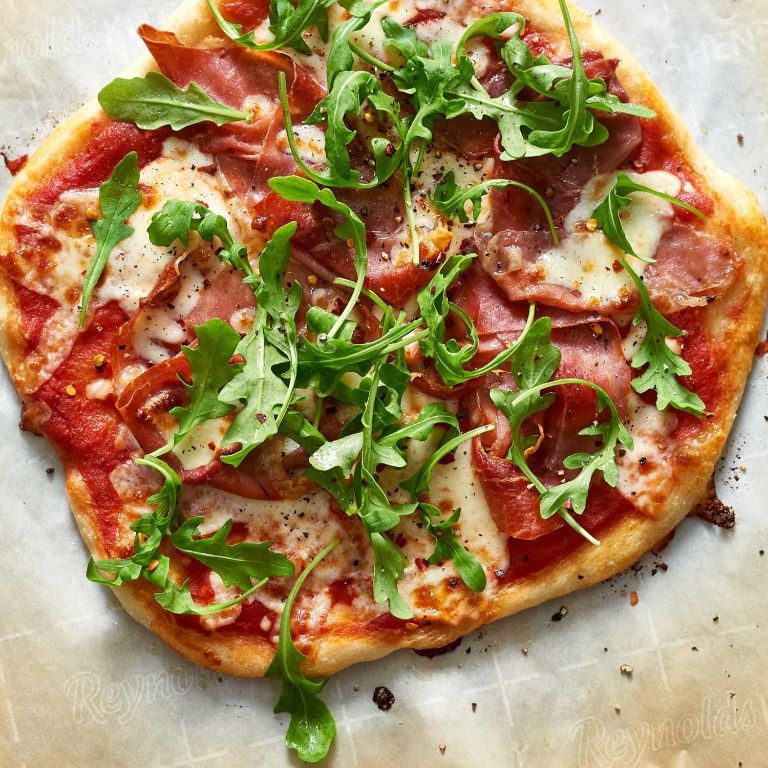 Prosciutto and Arugula Pizza