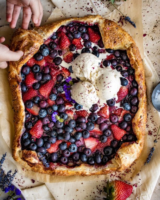 Puff Pastry Berry Galette