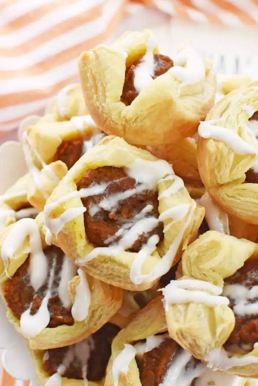 Puff Pastry Pumpkin Pie Bites