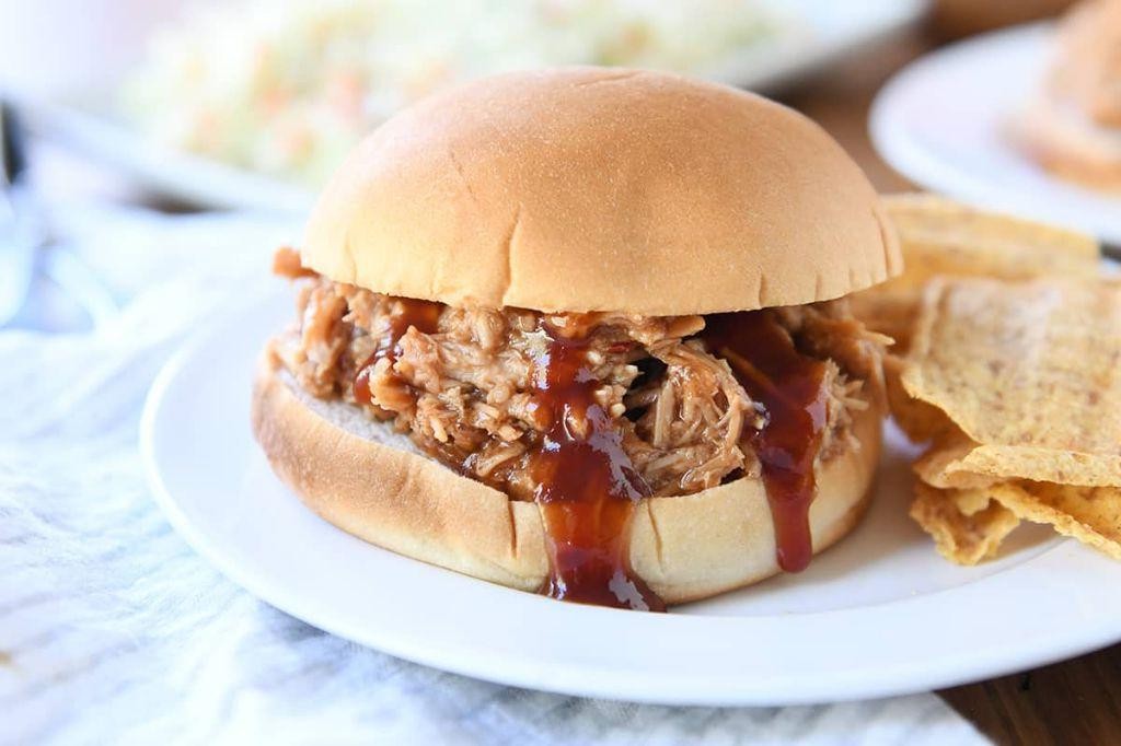 Pulled Pork BBQ Sandwiches