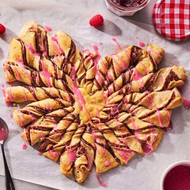 20 Elegant Pulled Sugar Recipes for Stunning Desserts