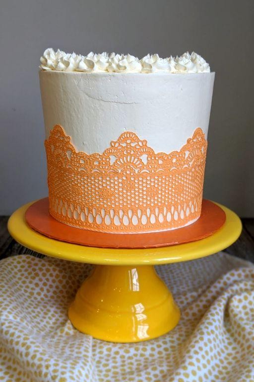 Pulled Sugar Lace for Elegant Cakes