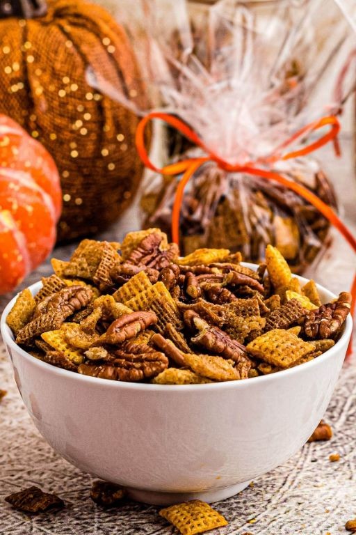 Pumpkin Spice Chex Mix