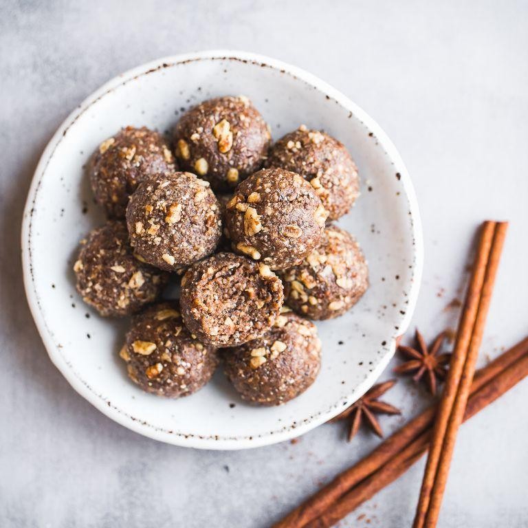 Pumpkin Spice Energy Balls
