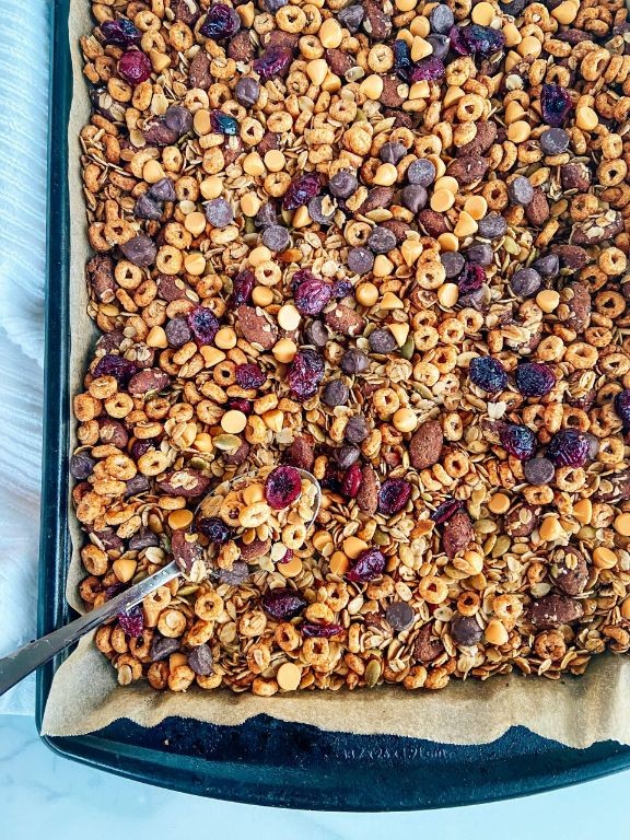 Pumpkin Spice Granola Snack Mix