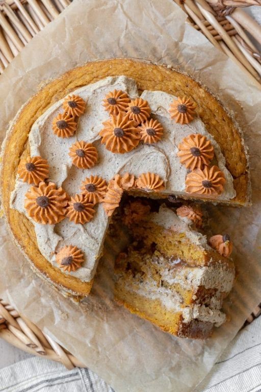 Pumpkin Spice Latte Drizzle Cake