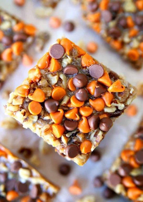 Pumpkin Spice Magic Bars
