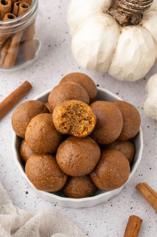 Pumpkin Spice Protein Bites