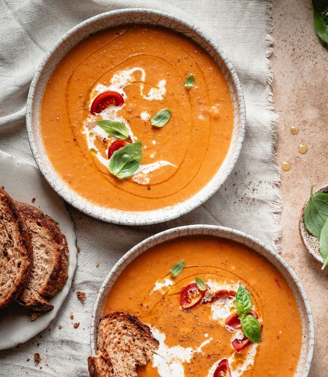 Quick 4 Ingredient Tomato Soup