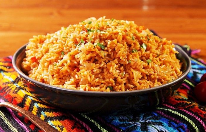 Quick Tomato Garlic Spanish Rice