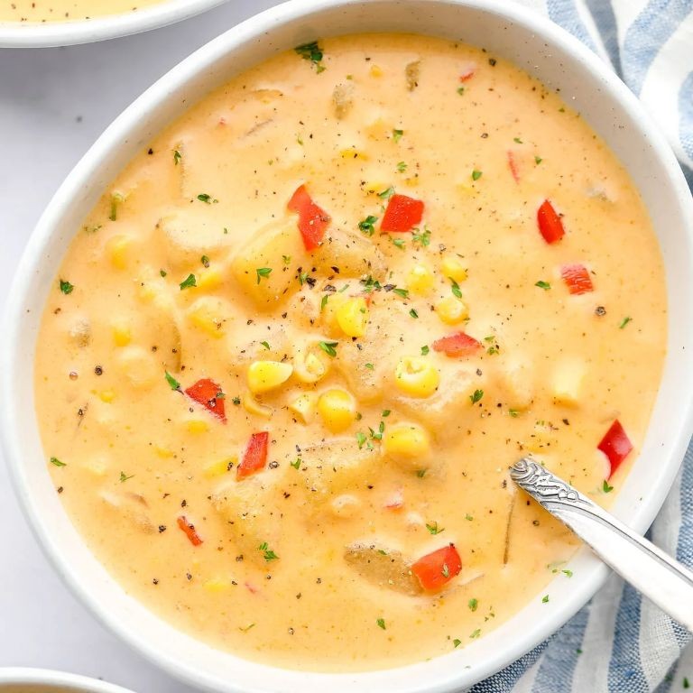 Quick Vegan Corn Chowder