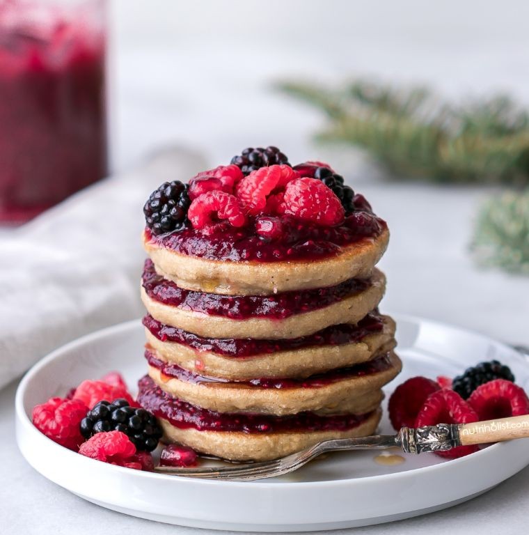 Quinoa Kale Pancakes with Maple Syrup