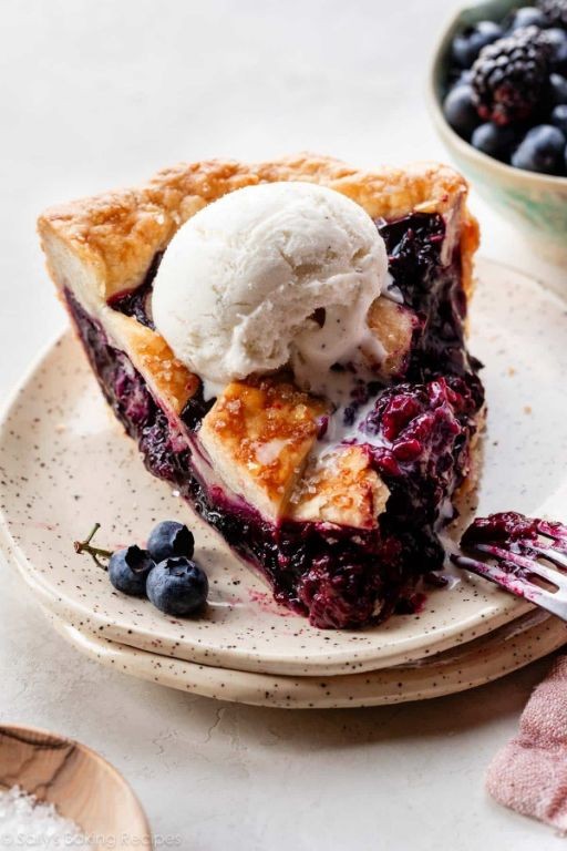 Raspberry Blackberry Pie with Vanilla Glaze