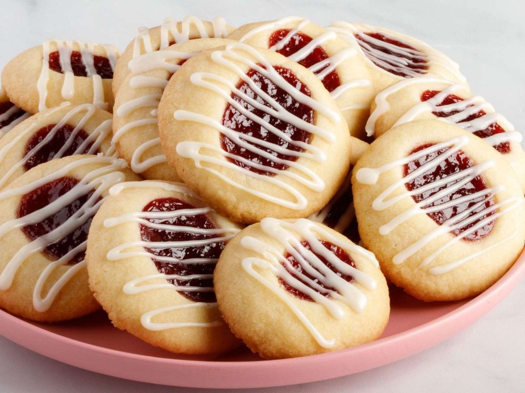 18 Irresistible Almond Cookie Recipes Deliciously Crunchy