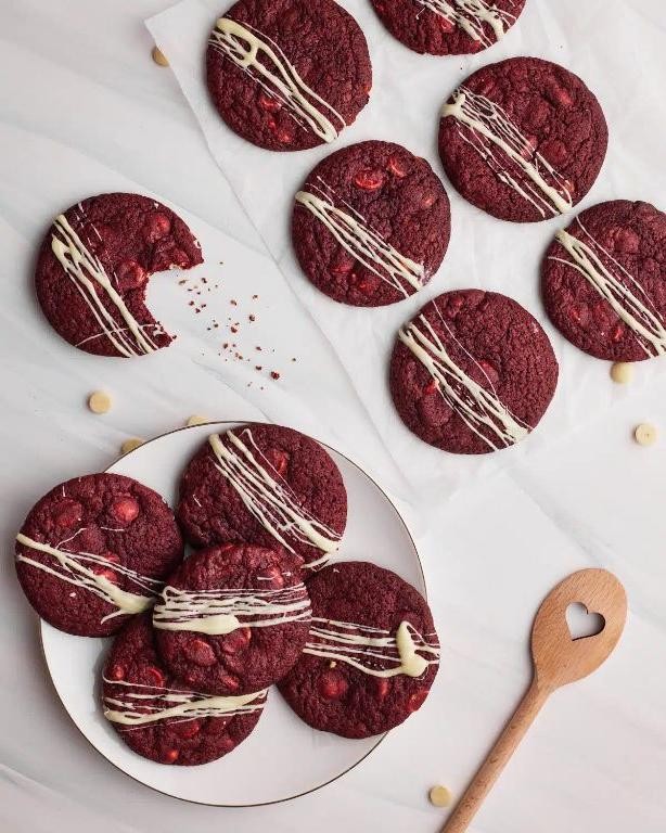 Red Velvet Cookies with a Chocolate Drizzle