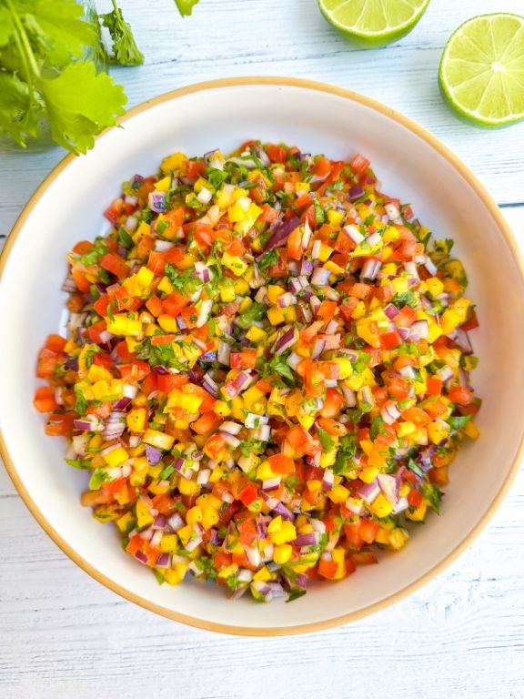 Refreshing Mango Salsa Dip
