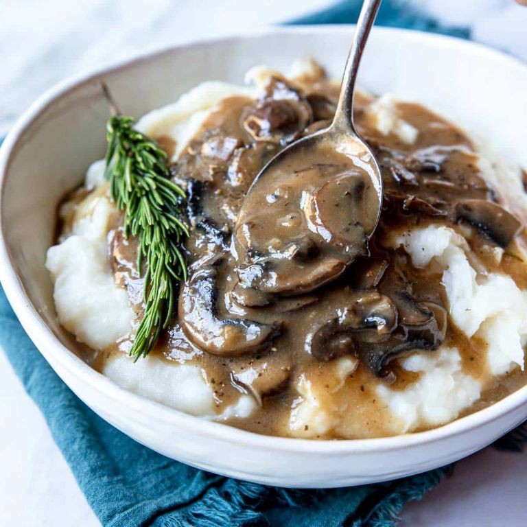 Rich Mushroom Gravy
