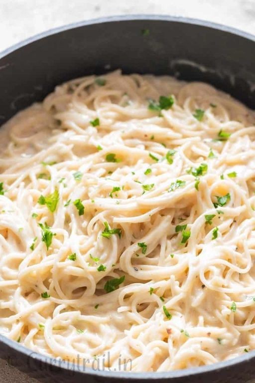 Roasted Garlic and Parmesan Gravy