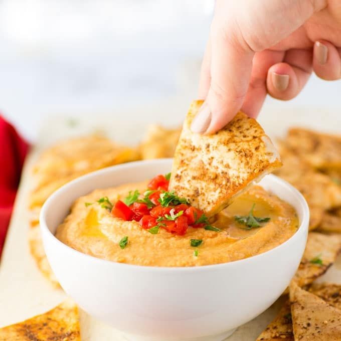 Roasted Red Pepper Hummus with Pita Chips