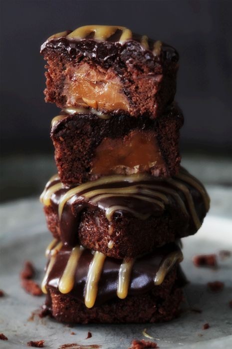 Rolo Brownie Bites