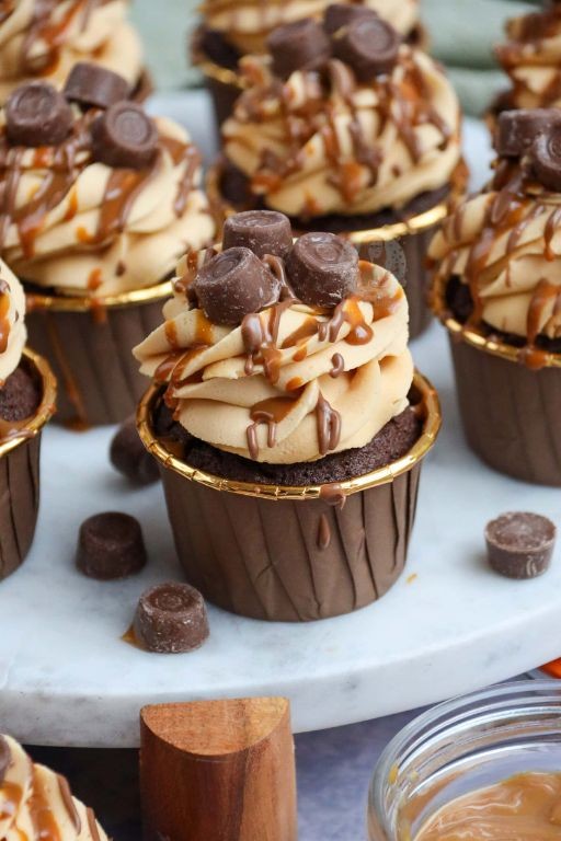 Rolo Chocolate Cupcakes