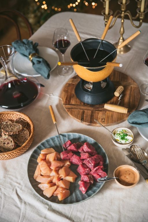 Rosemary and Red Wine Beef Fondue