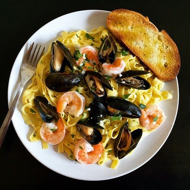 Saffron Pasta with Seafood and White Wine Sauce