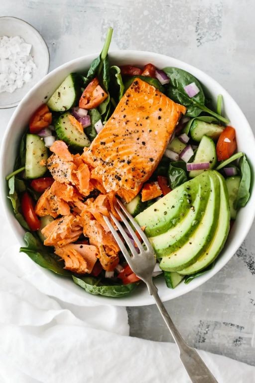 Salmon and Avocado Salad with Lemon Dressing