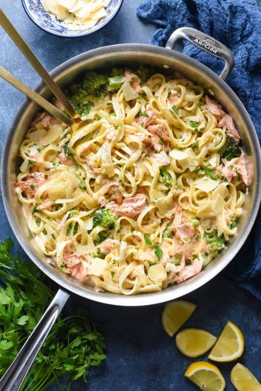 Salmon and Broccoli Alfredo