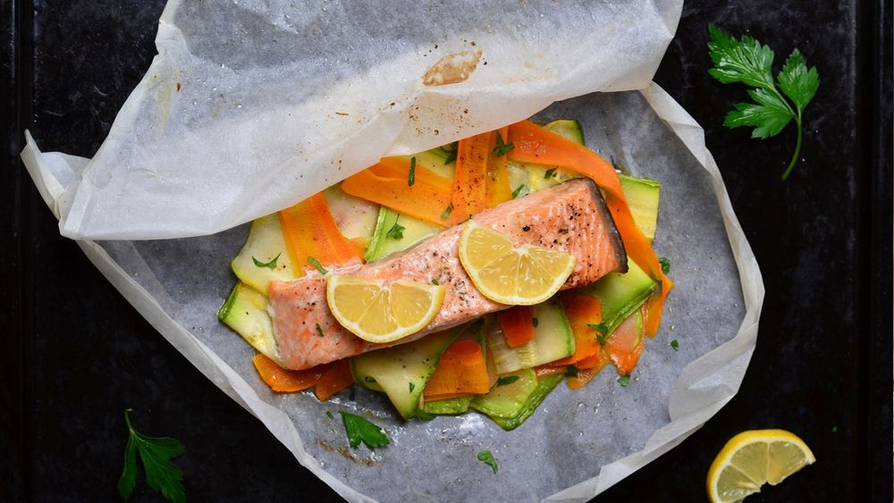 Salmon en Papillote with Vegetables