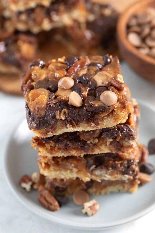 Salted Caramel Magic Bars