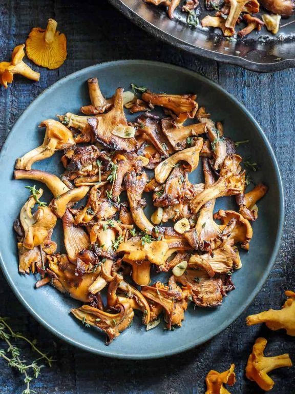 Sautéed Chanterelles with Fresh Herbs