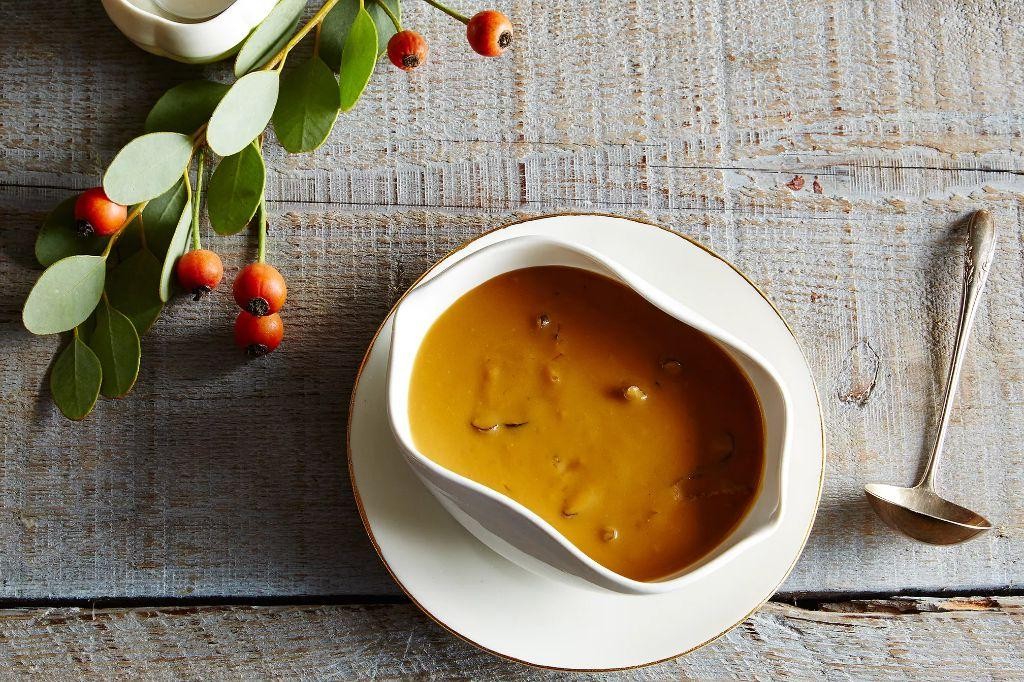 Savory Mushroom and Thyme Gravy
