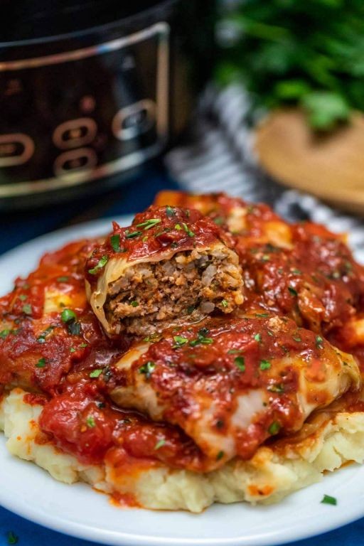 Savory Slow Cooker Cabbage Rolls