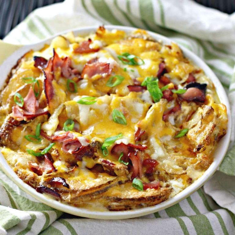 Scalloped Potatoes and Ham with Cheddar and Bacon