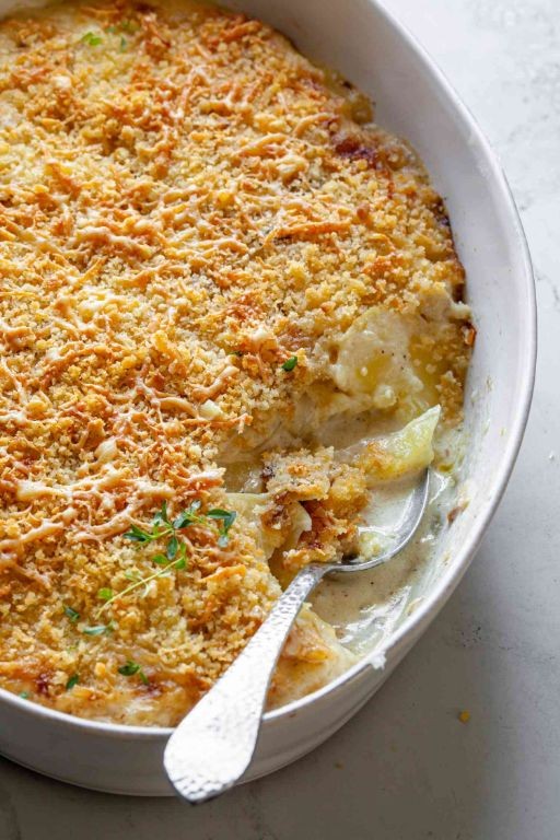 Scalloped Potatoes with Crispy Breadcrumb Topping