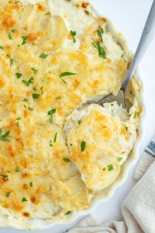 Scalloped Potatoes with Leeks and White Cheddar