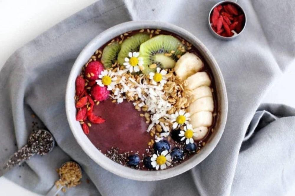 Sea Moss and Berry Acai Bowl