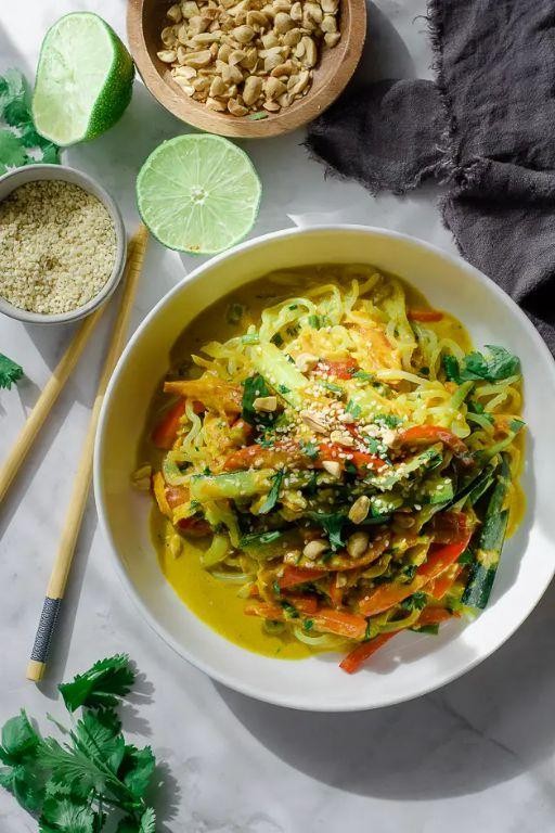 Shirataki Noodles with Tofu and Peanut Sauce