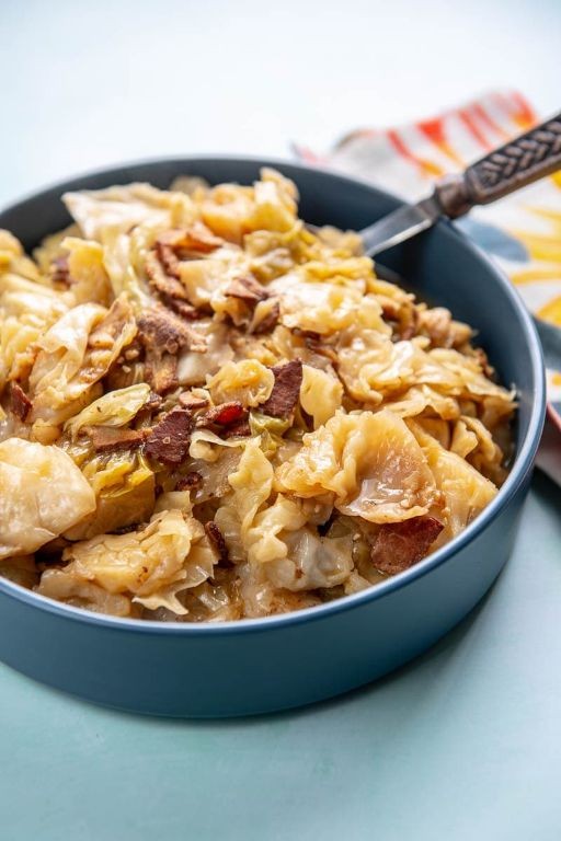 Slow Cooker Cabbage and Bacon Chowder
