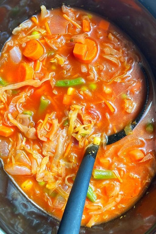 Slow Cooker Cabbage and Tomato Soup